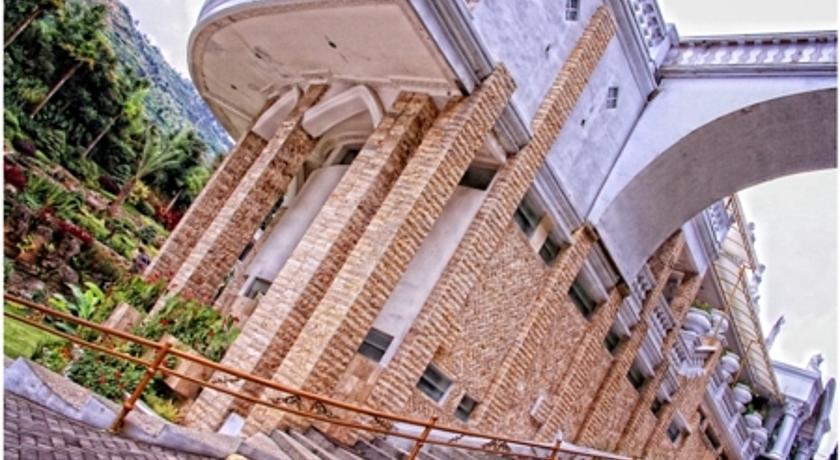 Grand Paradise Лембанг Экстерьер фото