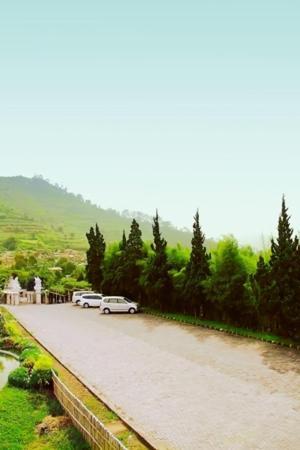 Grand Paradise Лембанг Экстерьер фото